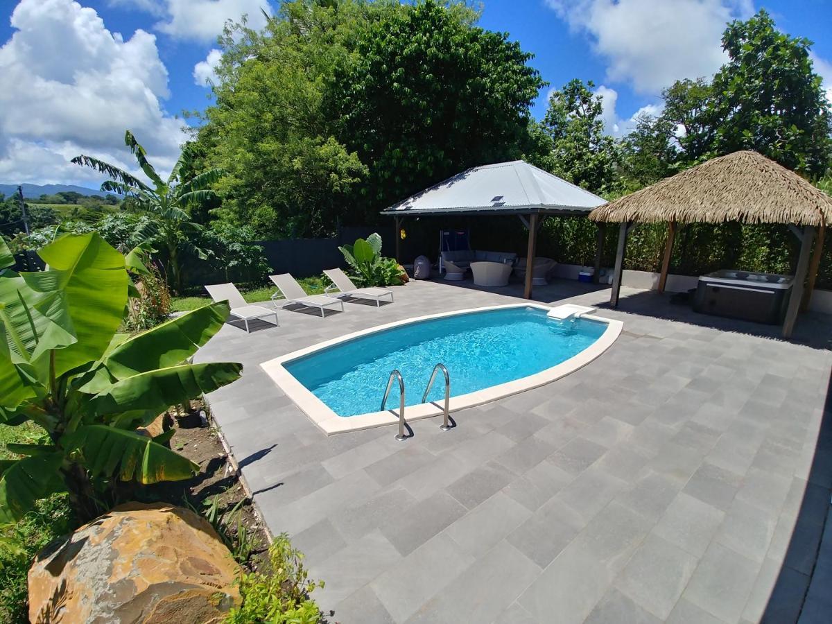 Villa Lorenza Petit-Bourg Exterior photo
