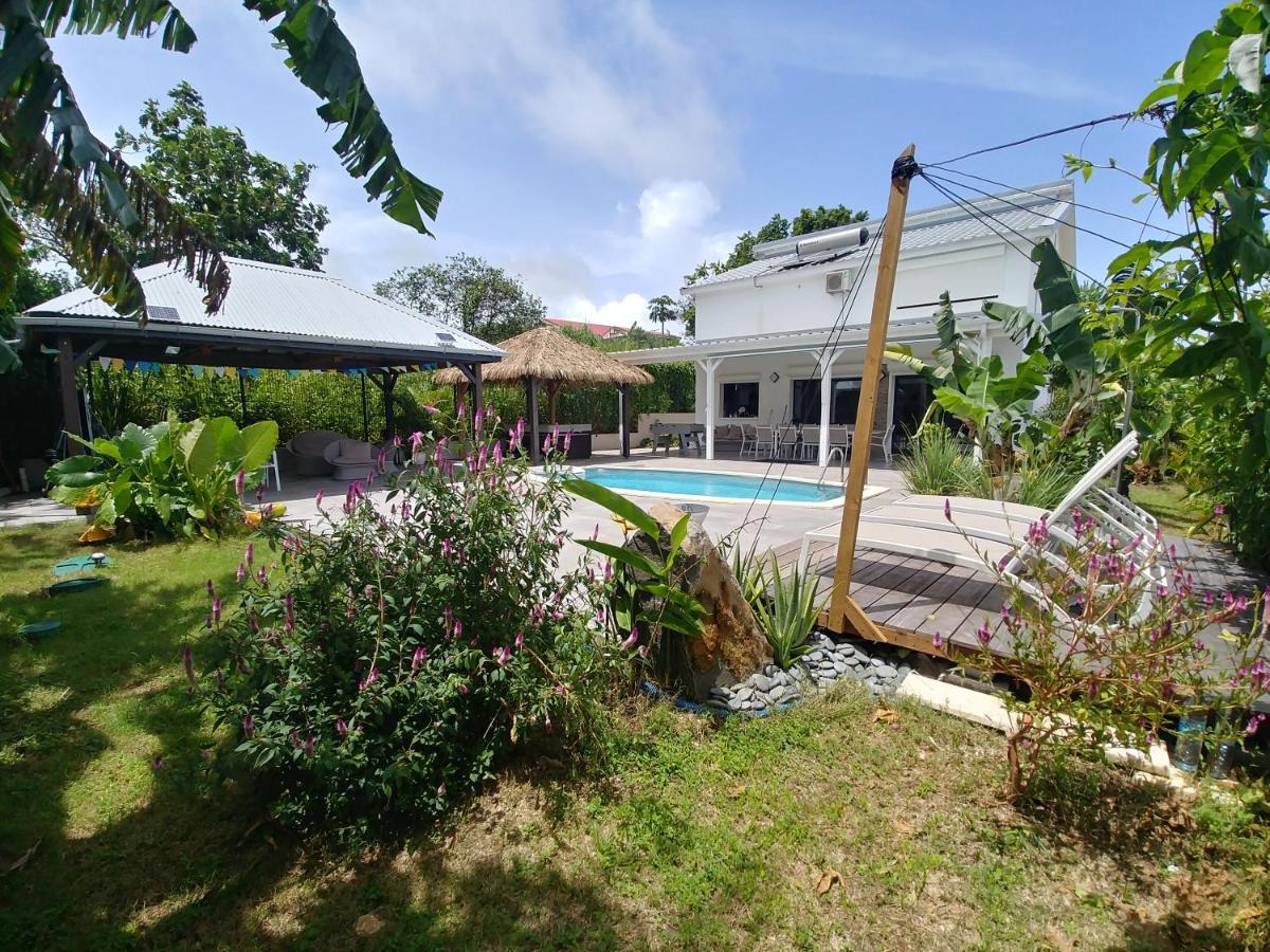 Villa Lorenza Petit-Bourg Exterior photo