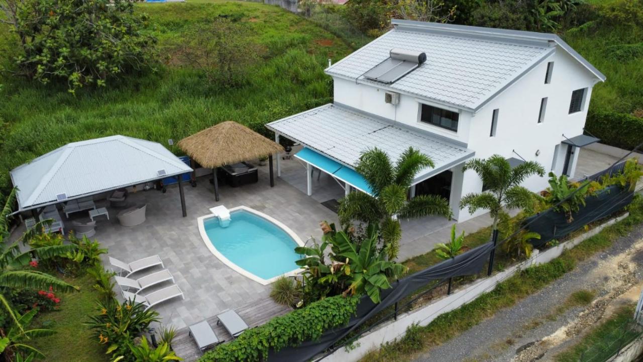 Villa Lorenza Petit-Bourg Exterior photo