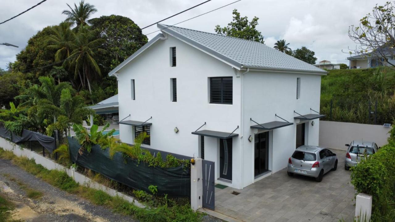 Villa Lorenza Petit-Bourg Exterior photo